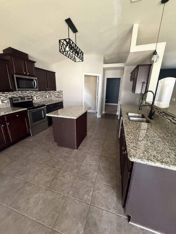 4 bedroom Detached Single Family at 4426 Mirada Way, Duggan Pond Estates, Crestview — photo 4