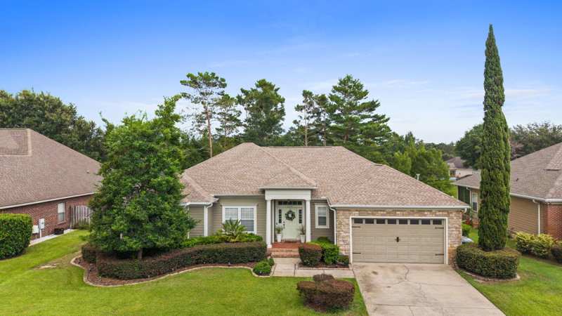 4 bedroom Detached Single Family at 239 Mango Lane, Hammock Bay, Freeport — photo 1