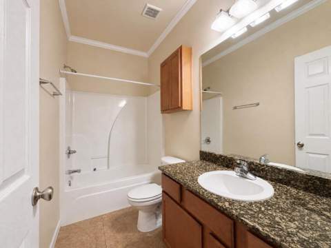 1490 Bentley Circle, Fort Walton Beach FL - photo 7 of 28
