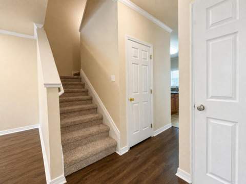 1490 Bentley Circle, Fort Walton Beach FL - photo 8 of 28
