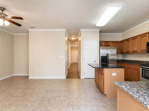 1490 Bentley Circle, Fort Walton Beach FL - photo 11 of 28