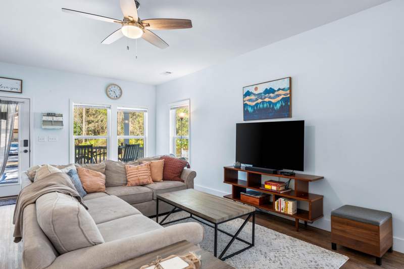 3 bedroom Detached Single Family at 68 Central 8th Street, Old town of Srb, Santa Rosa Beach — photo 5