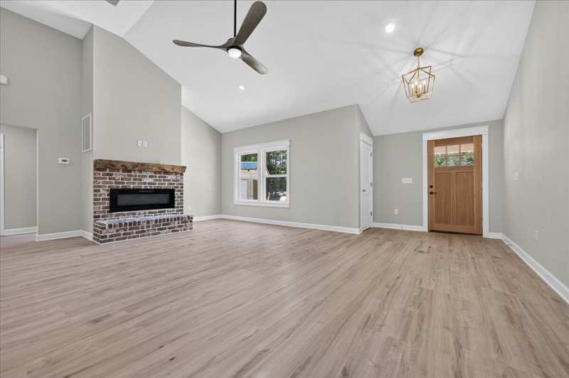 3 bedroom Detached Single Family at 109 Spring Hill Road, Magnolia Springs, DeFuniak Springs — photo 1