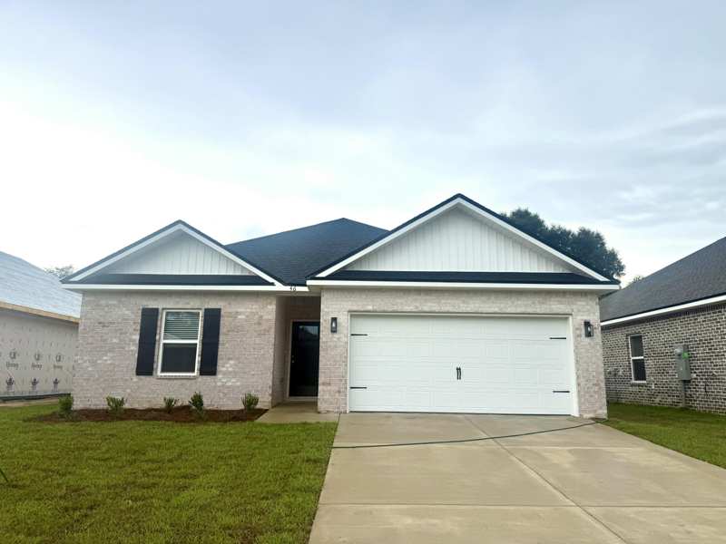 3 bedroom Detached Single Family at 46 Spooner Street, McCarthy Estates, DeFuniak Springs — photo 1