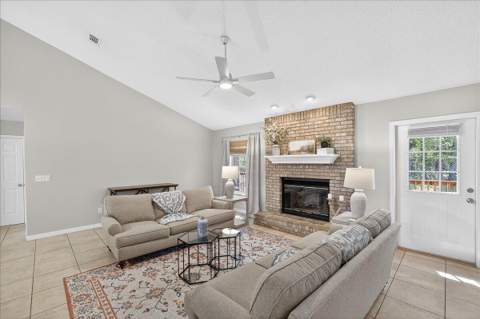3816 Indigo Circle, Destin FL - photo 8 of 35