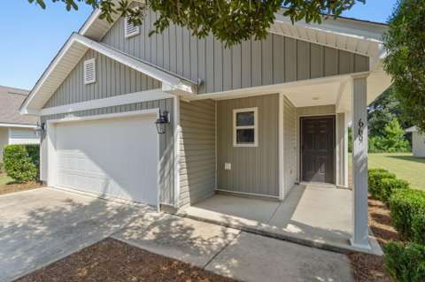 669 Earl Godwin Road, starter home for sale in Freeport