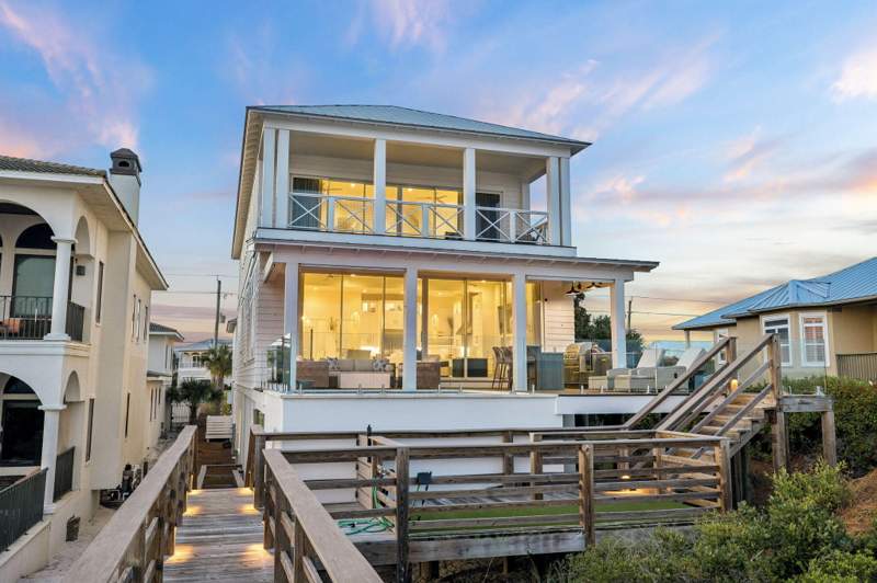 6 bedroom Detached Single Family at 4895 W County Hwy 30A, Spires Second Add S/D, Santa Rosa Beach — photo 2