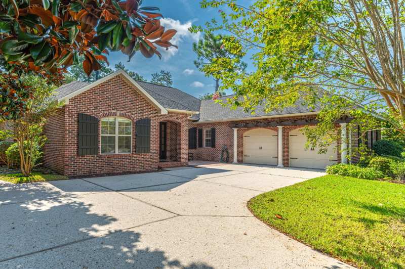 4 bedroom Detached Single Family at 300 Grove Park Drive, Swift Creek Plantation, Niceville — photo 1