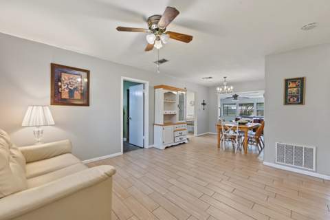 430 Shrewsbury Road, Mary Esther FL - photo 7 of 47