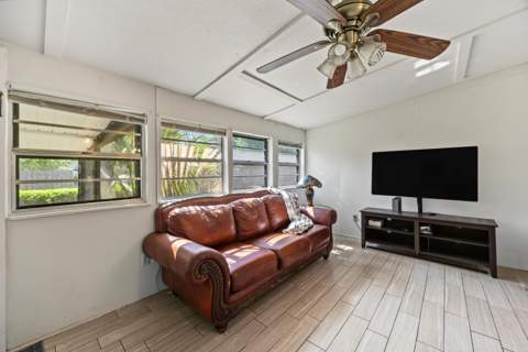 430 Shrewsbury Road, Mary Esther FL - photo 14 of 47