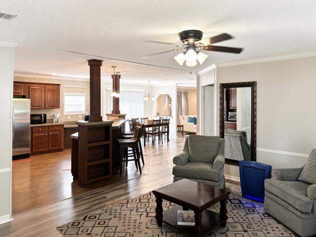 3 bedroom Mobile Home at 24 Palmetto Avenue, Magnolia Bay, Freeport — photo 4