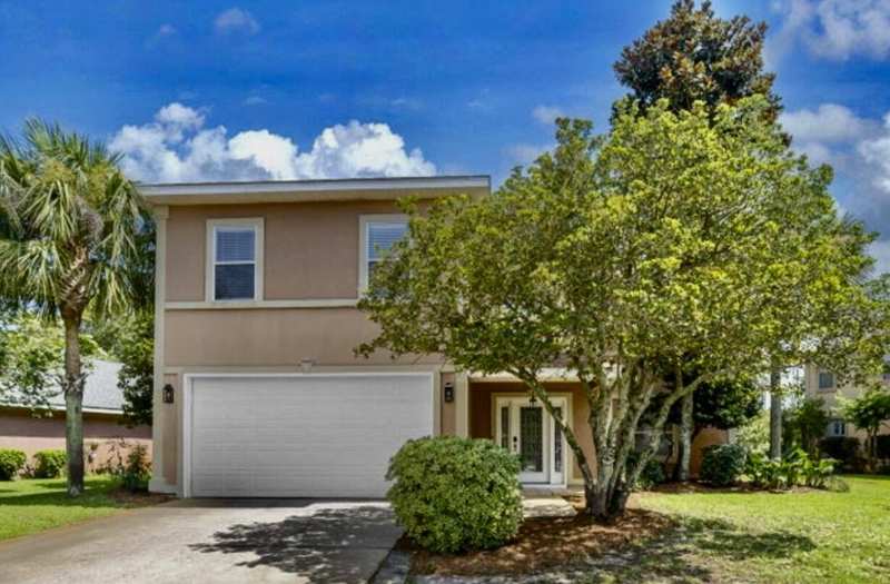 4 bedroom Detached Single Family at 330 Tequesta Drive, Emerald Lakes Ph 3, Destin — photo 1