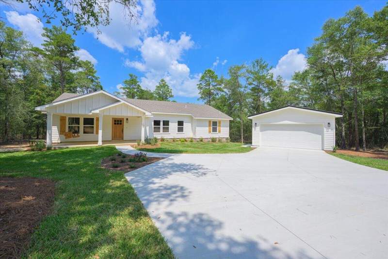 3 bedroom Detached Single Family at 109 Spring Hill Road, Magnolia Springs, DeFuniak Springs — photo 2