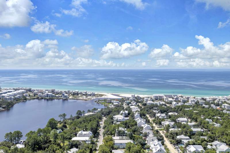 6 bedroom Detached Single Family at 180 S Gulf Drive, Santa Rosa Beach, Santa Rosa Beach — photo 4