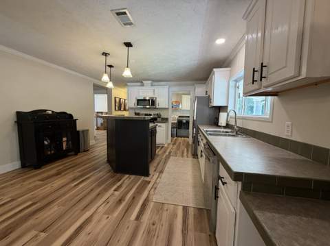927 Black Creek Boulevard, Freeport FL - photo 8 of 44