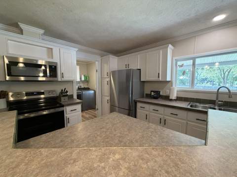 927 Black Creek Boulevard, Freeport FL - photo 9 of 44
