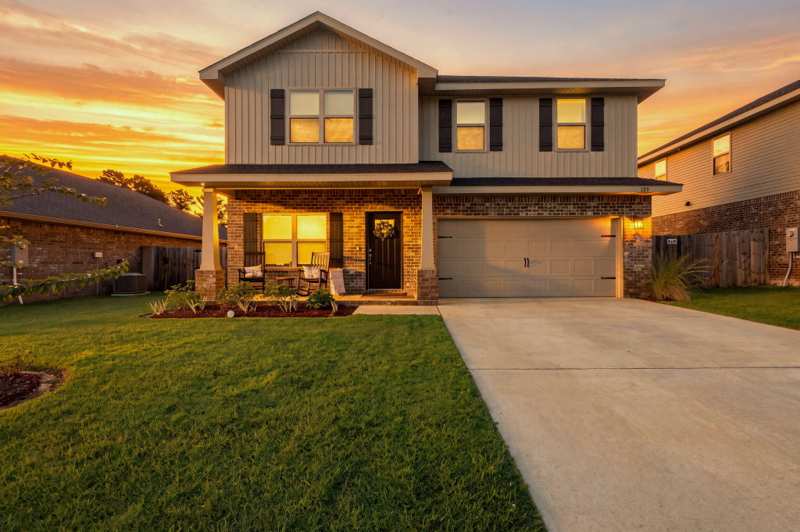 6 bedroom Detached Single Family at 303 Keswick Lane, Ridgeway Landing, Crestview — photo 1