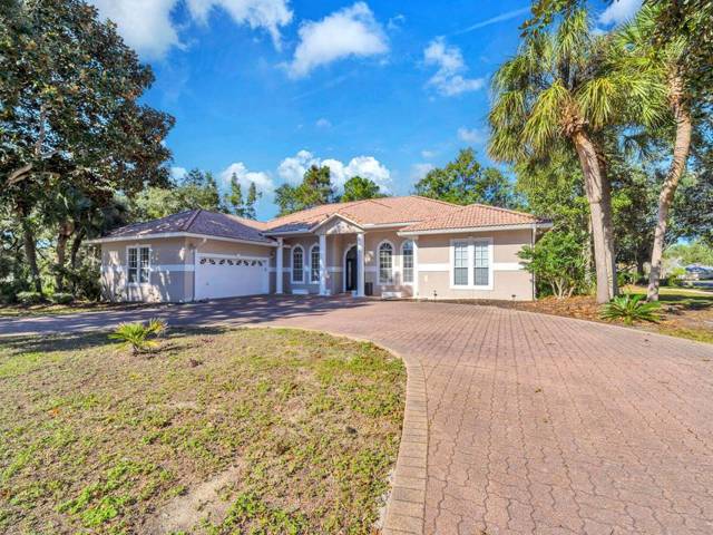 122 W Country Club Drive