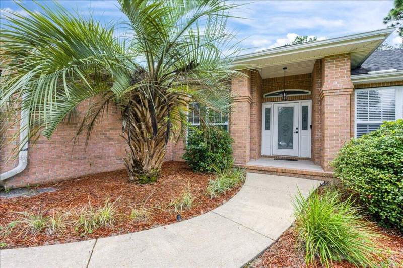 4 bedroom Detached Single Family at 740 Riva Ridge Drive, Steeplechase Ph 3, Crestview — photo 3