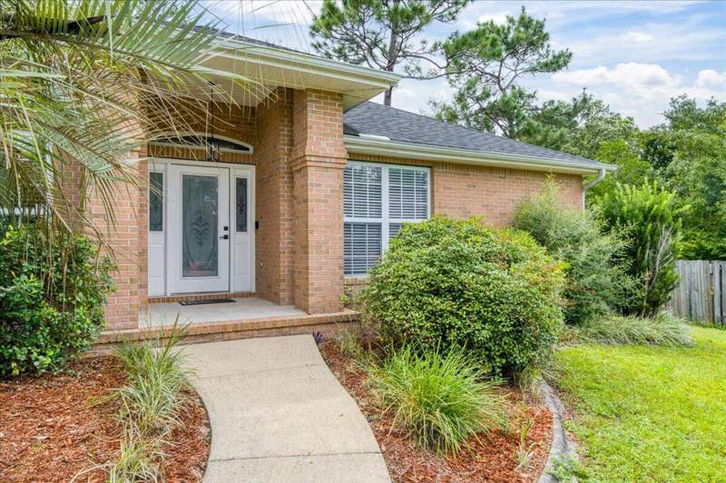 4 bedroom Detached Single Family at 740 Riva Ridge Drive, Steeplechase Ph 3, Crestview — photo 4