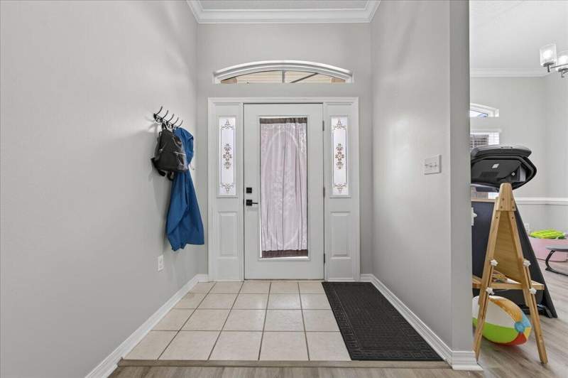 4 bedroom Detached Single Family at 740 Riva Ridge Drive, Steeplechase Ph 3, Crestview — photo 5