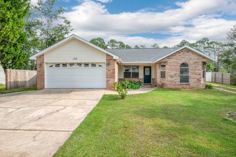 3 bedroom Detached Single Family at 119 Palmetto Drive, Lantern Ridge S/D Ph 2, Crestview — photo 2