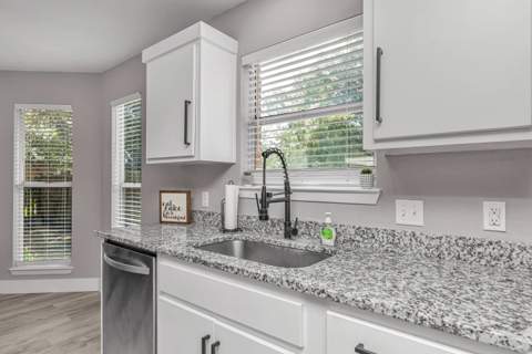4562 Parkwood Court, Niceville FL - photo 17 of 38