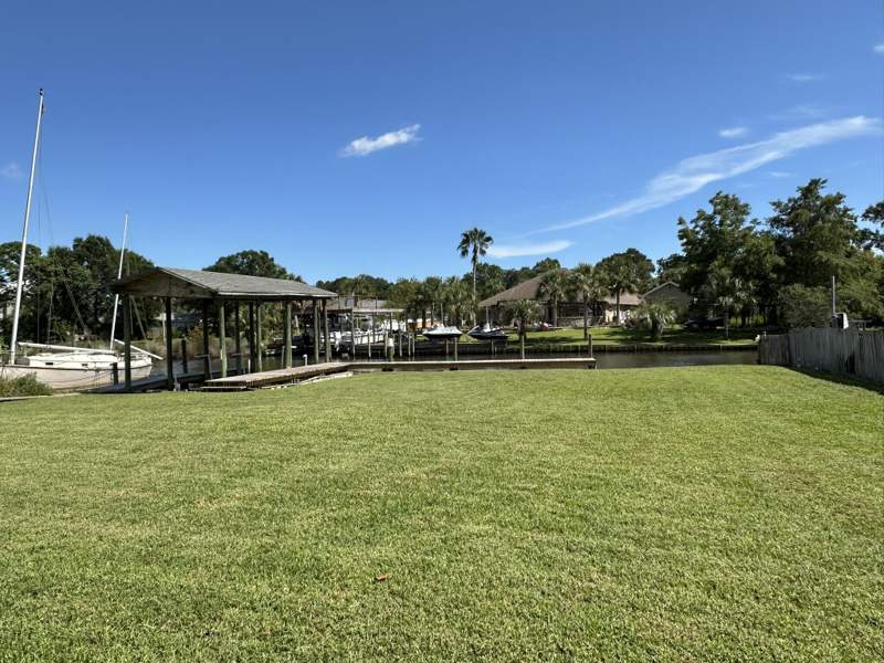 3 bedroom Detached Single Family at 302A NE Sudduth Circle, Sudduth Estates, Fort Walton Beach — photo 3