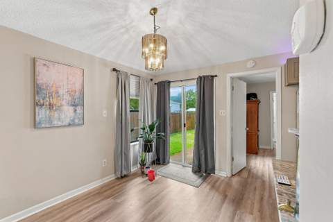 512 NW Parkview Road #A & B, Fort Walton Beach FL - photo 11 of 41