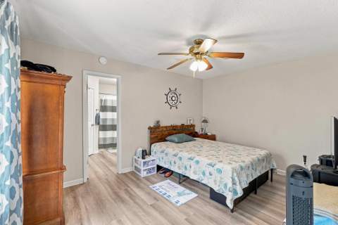512 NW Parkview Road #A & B, Fort Walton Beach FL - photo 13 of 41
