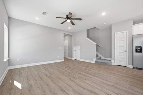933 Kenzie Lane, Fort Walton Beach FL - photo 9 of 33