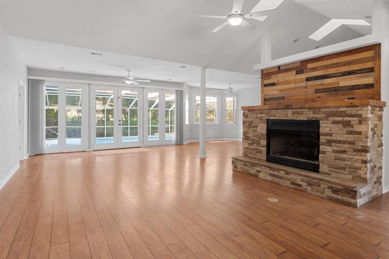 3 bedroom Detached Single Family at 4607 O Hara Court, Royal Oaks S/D, Crestview — photo 4