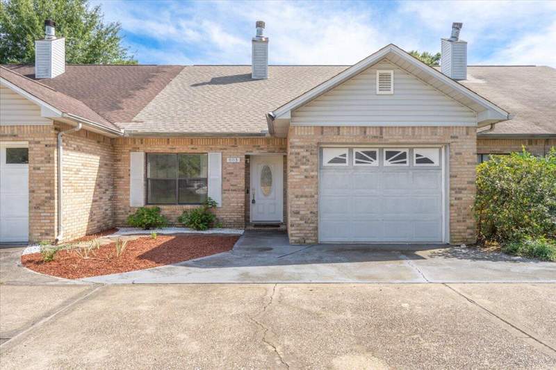 2 bedroom Townhouse at 803 Valley Road, Valley T/H, Crestview — photo 2