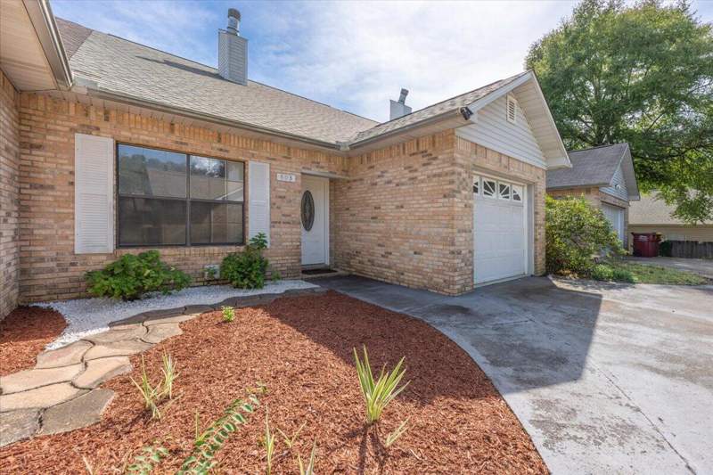 2 bedroom Townhouse at 803 Valley Road, Valley T/H, Crestview — photo 4
