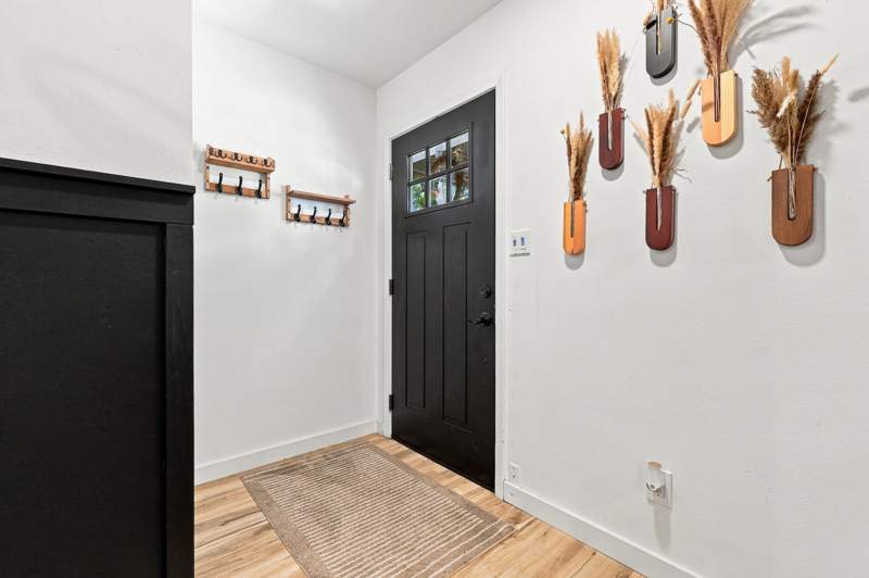 3 bedroom Detached Single Family at 66 Sixth Avenue, Port Dixie All Of Lots 21 22 & E1/2, Shalimar — photo 5