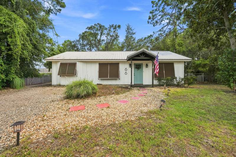 3 bedroom Detached Single Family at 66 Sixth Avenue, Port Dixie All Of Lots 21 22 & E1/2, Shalimar — photo 3
