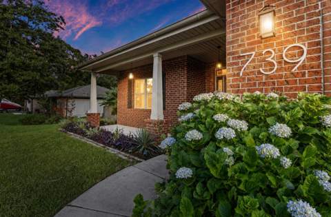 739 Overbrook Drive, Fort Walton Beach FL - photo 7 of 62