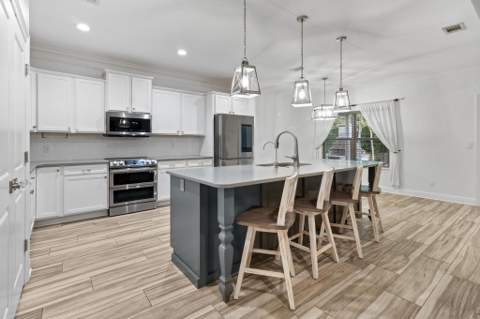 739 Overbrook Drive, Fort Walton Beach FL - photo 14 of 62