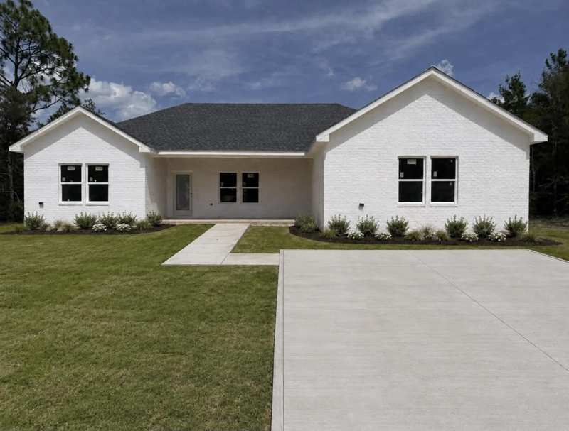 4 bedroom Detached Single Family at 290 E Picasso Circle, Oakwood Lakes Estates, DeFuniak Springs — photo 1