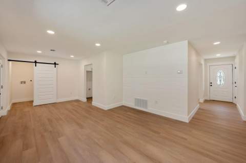 316 Priscilla Drive, Fort Walton Beach FL - photo 12 of 35