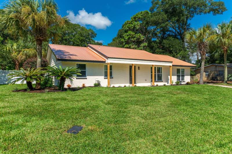 4 bedroom Detached Single Family at 316 Priscilla Drive, Colony Estates 3rd Addn, Fort Walton Beach — photo 2