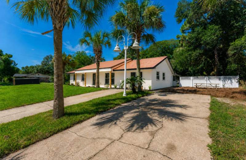 4 bedroom Detached Single Family at 316 Priscilla Drive, Colony Estates 3rd Addn, Fort Walton Beach — photo 3