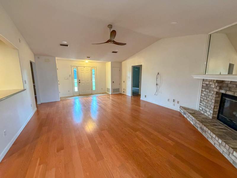 3 bedroom Detached Single Family at 66 North Street, Gulfview S/D, Mary Esther — photo 3