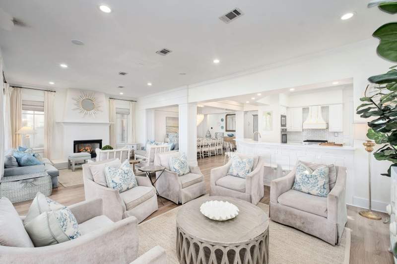7 bedroom Detached Single Family at 2708 E County Highway 30A, Seagrove 1st Addn, Santa Rosa Beach — photo 4