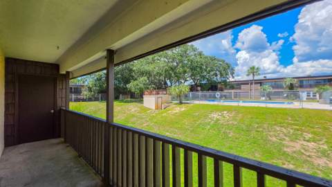 405 Marshall Court #7, Fort Walton Beach FL - photo 9 of 10