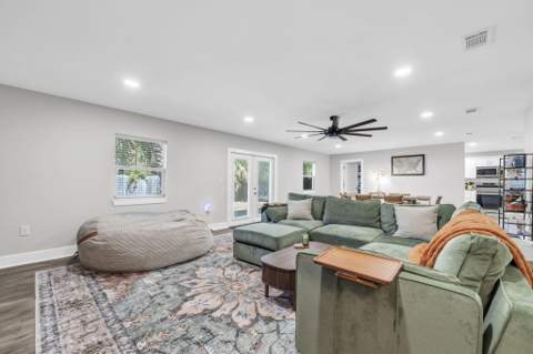 415 Avon Lane, Mary Esther FL - photo 16 of 38