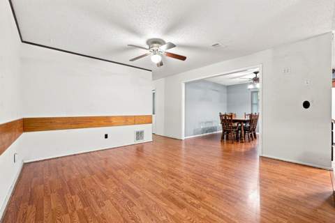822 Valparaiso Boulevard, Niceville FL - photo 9 of 45