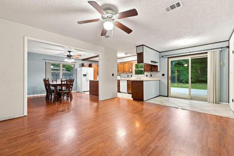 822 Valparaiso Boulevard, Niceville FL - photo 10 of 45