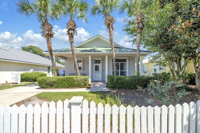 3 bedroom Detached Single Family at 247 Maravilla Drive, Maravilla Cottages, Miramar Beach — photo 1