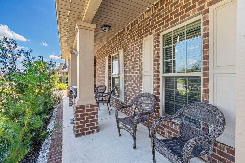 4 bedroom Detached Single Family at 417 Chickadee Street, Redstone Commons Ph 2A, Crestview — photo 2
